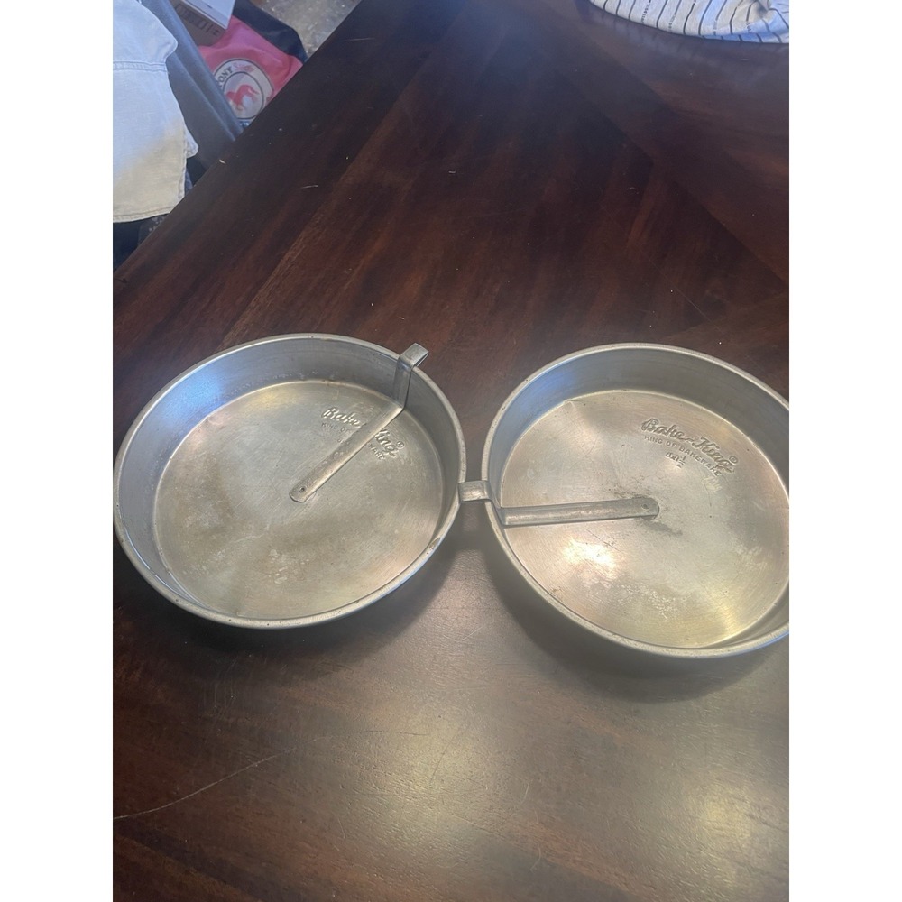 Vintage set of 3 Bake King Cake Pans with Slider Release 8 inch